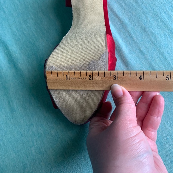 Michaelangelo Maribelle Red 4 inch heels size 6.5 - Picture 8 of 9